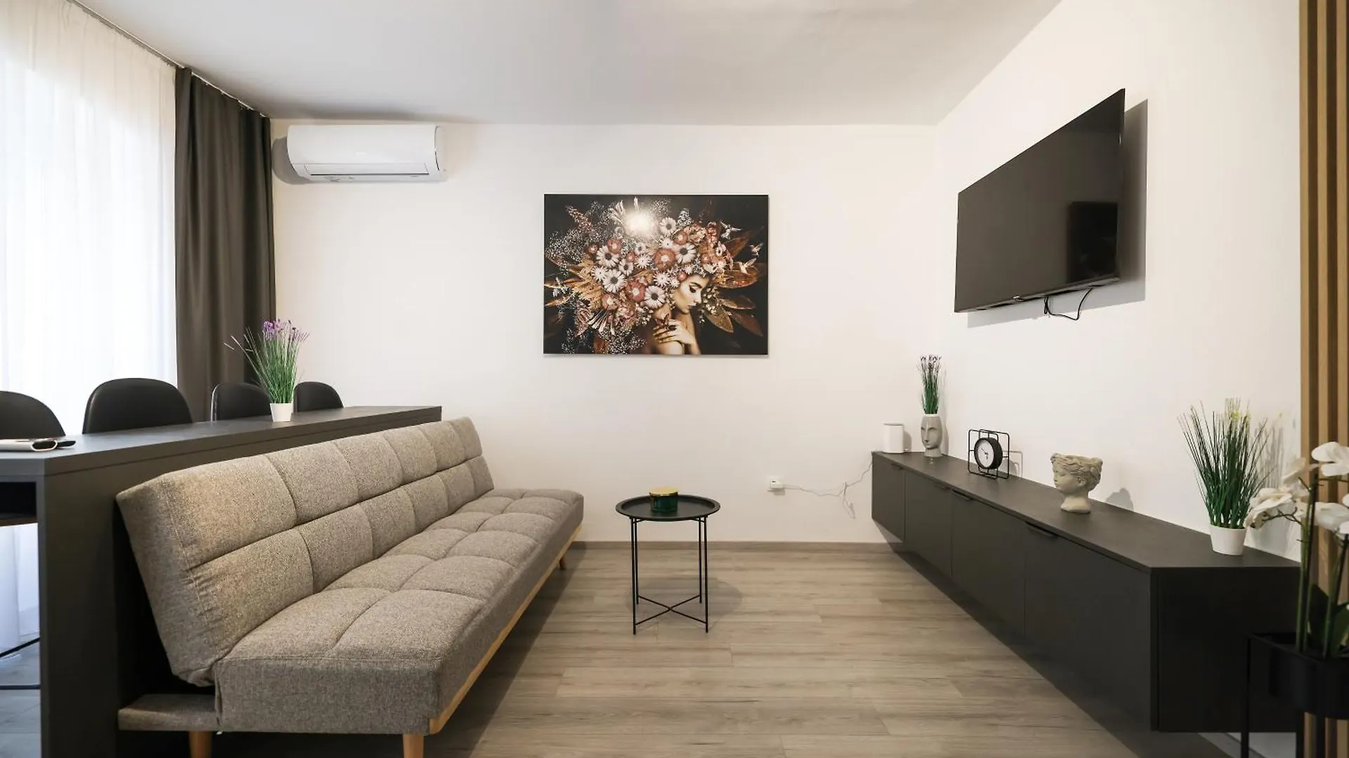 Classy Apartments In City Centar Zadar 0*,